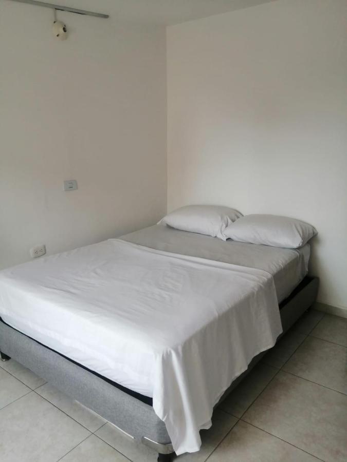 Casa verde Habitaciones, la mejor cama Bucaramanga Exterior foto