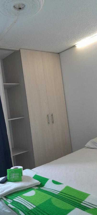Casa verde Habitaciones, la mejor cama Bucaramanga Exterior foto